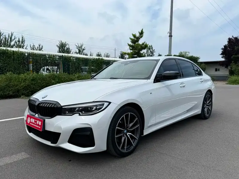 BMW 3 Series, 2021