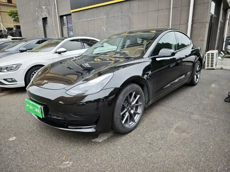 Tesla Model 3, 2023