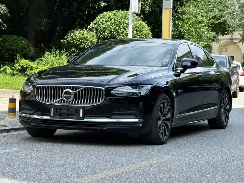 Volvo S90, 2022
