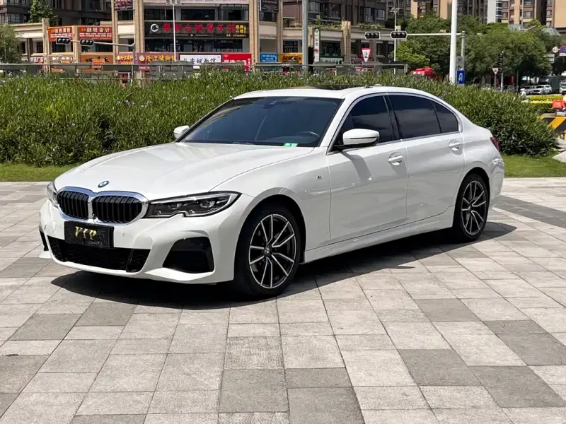 BMW 3 Series, 2021