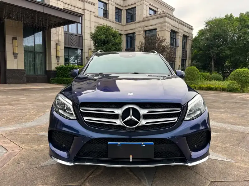 Mercedes-Benz GLE( ), 2016