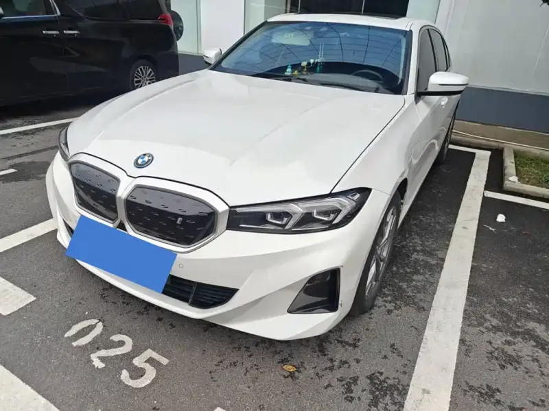 BMW i3, 2023