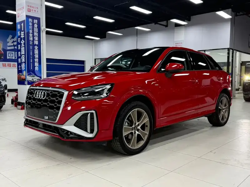 Audi Q2L, 2022 — фото 1