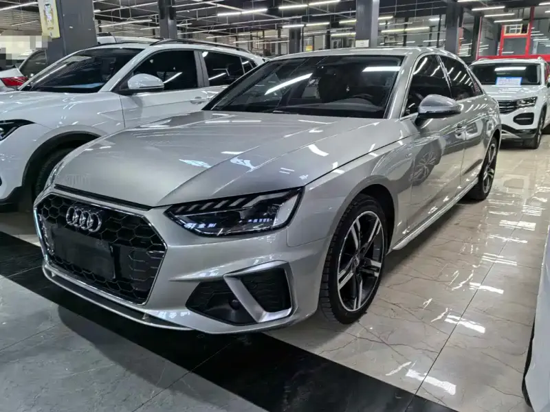 Audi A4L, 2021 — фото 1
