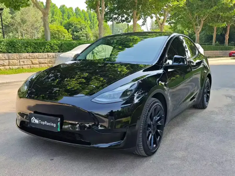Tesla Model Y, 2023
