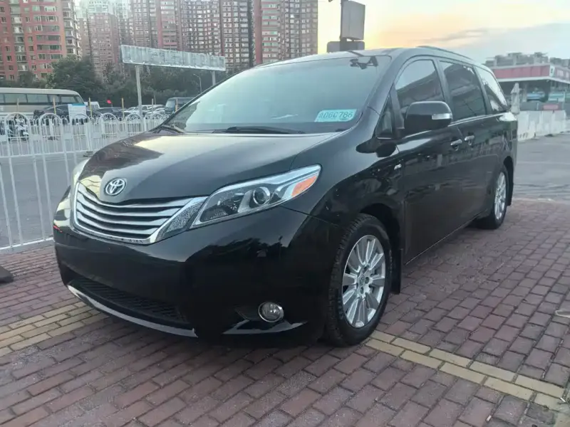 Toyota Sienna, 2017