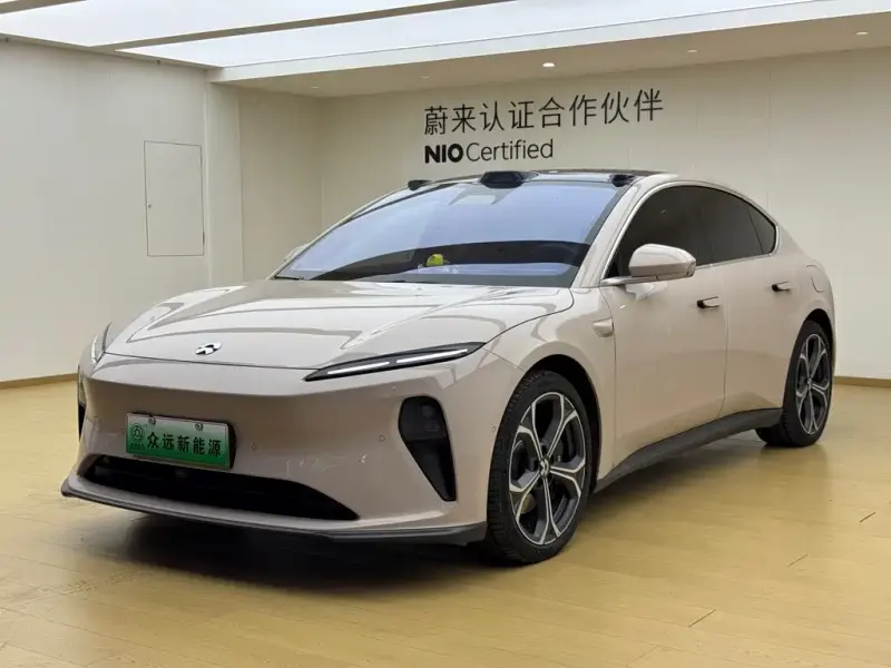 NIO ET5, 2025