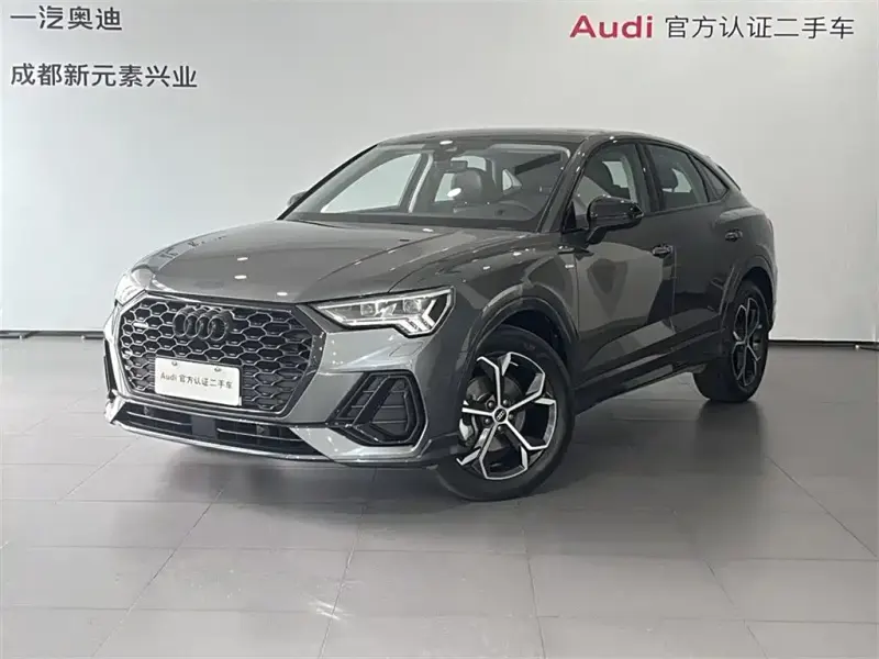 Audi Q3 Sportback, 2023 — фото 1