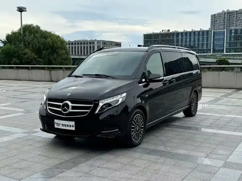 Mercedes-Benz V-Class, 2020 — фото 1