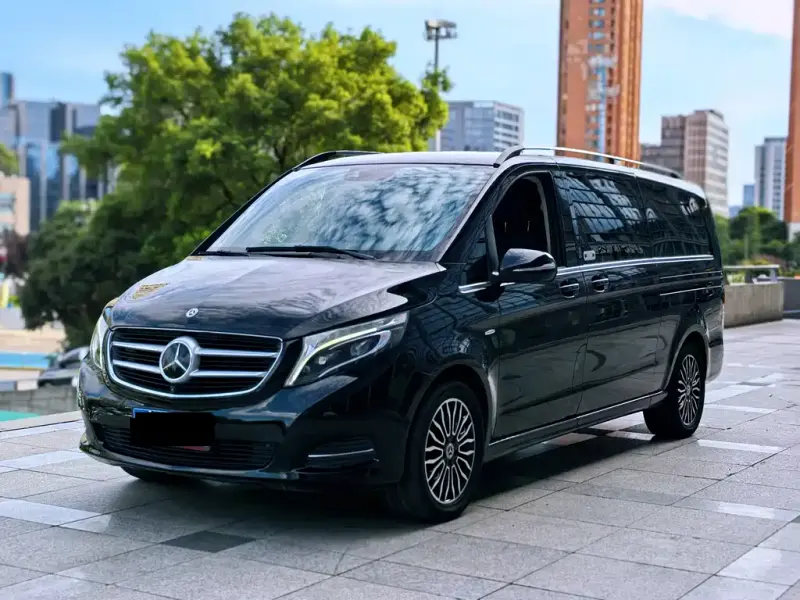 Mercedes-Benz V-Class, 2019 — фото 1