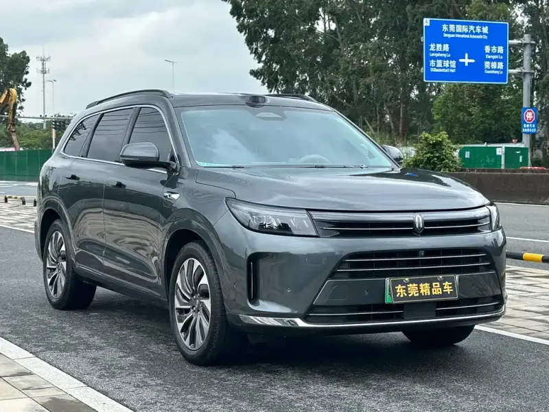 AITO M7, 2024