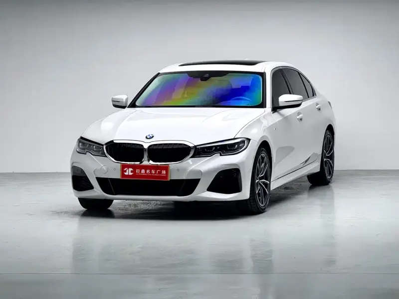 BMW 3 Series, 2022