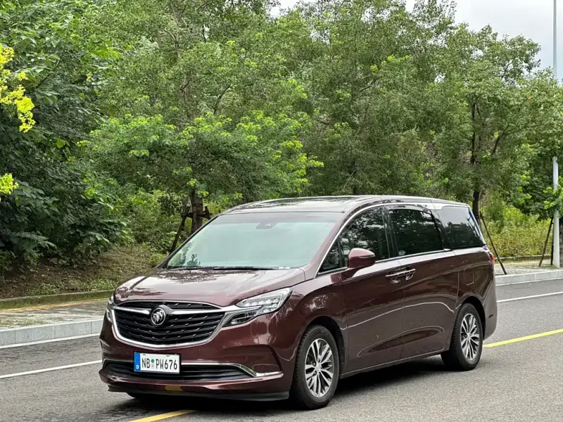 Buick GL8, 2022