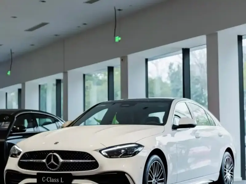 Mercedes-Benz C-Class, 2023