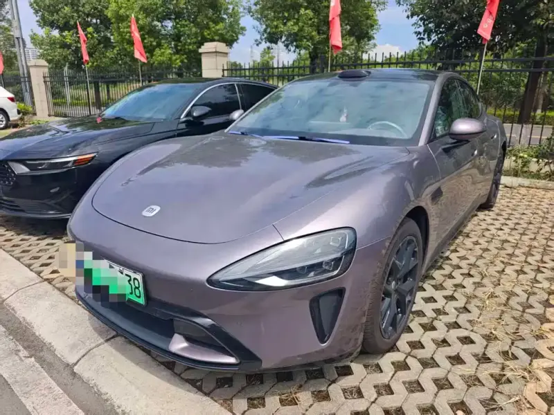 Xiaomi SU7, 2025
