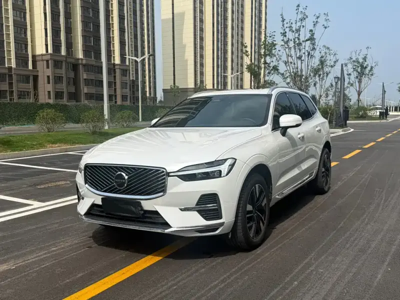 Volvo XC60, 2025 — фото 1