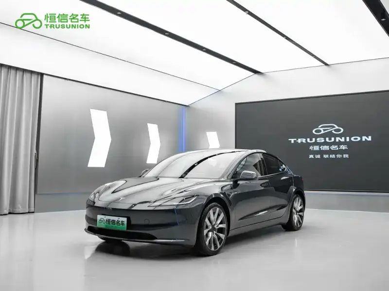Tesla Model 3, 2024