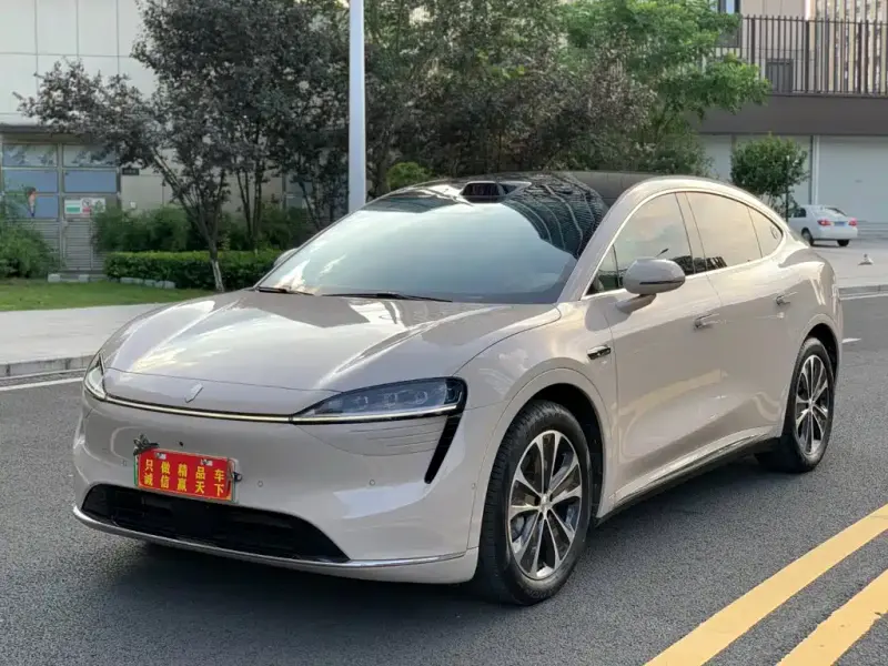 Luxeed Zhijie R7, 2025