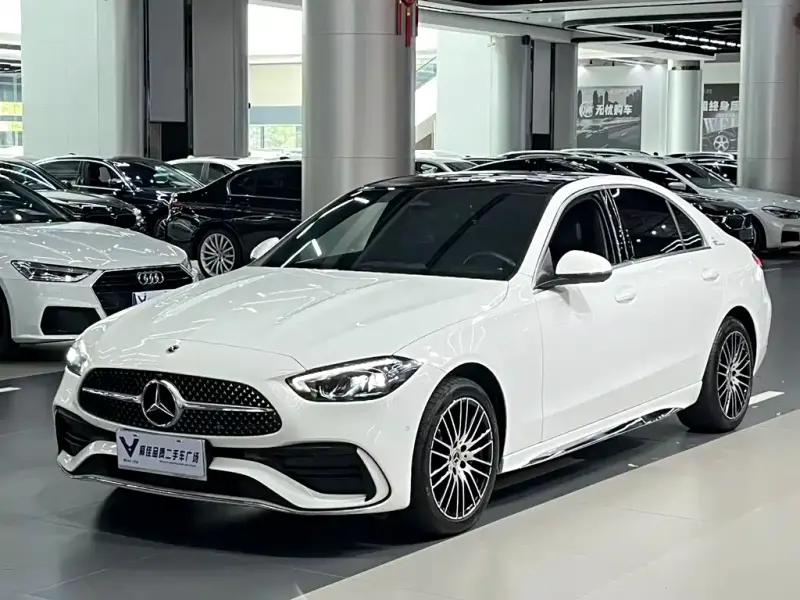 Mercedes-Benz C-Class, 2024