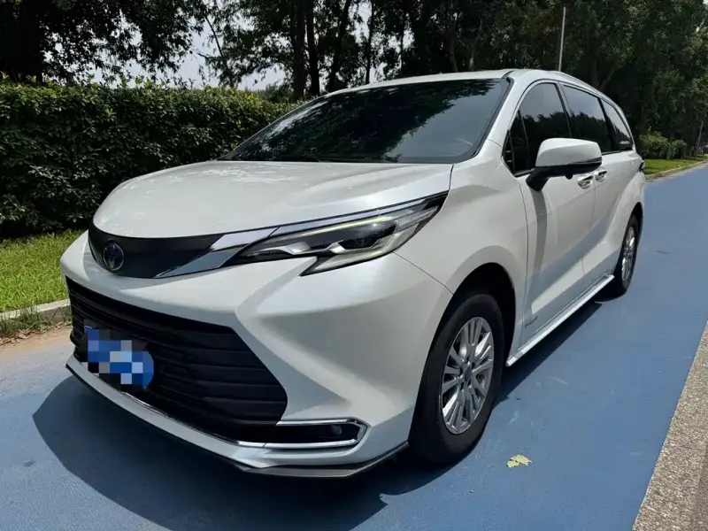 Toyota Sienna, 2022