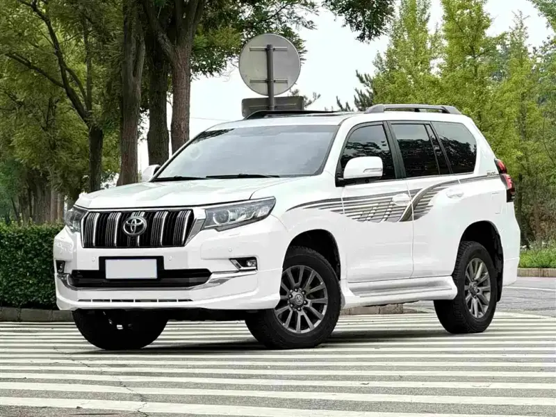 Toyota Prado, 2014 — фото 1