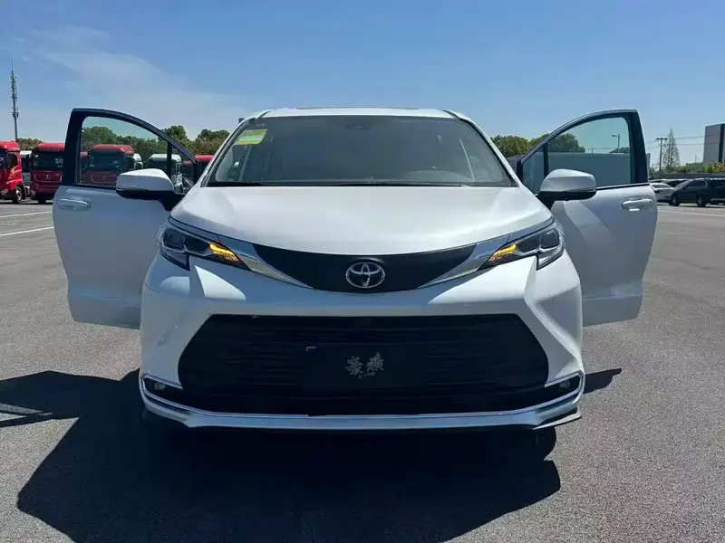 Toyota Sienna, 2026