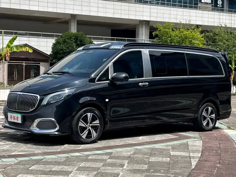 Mercedes-Benz Vito, 2024 — фото 1