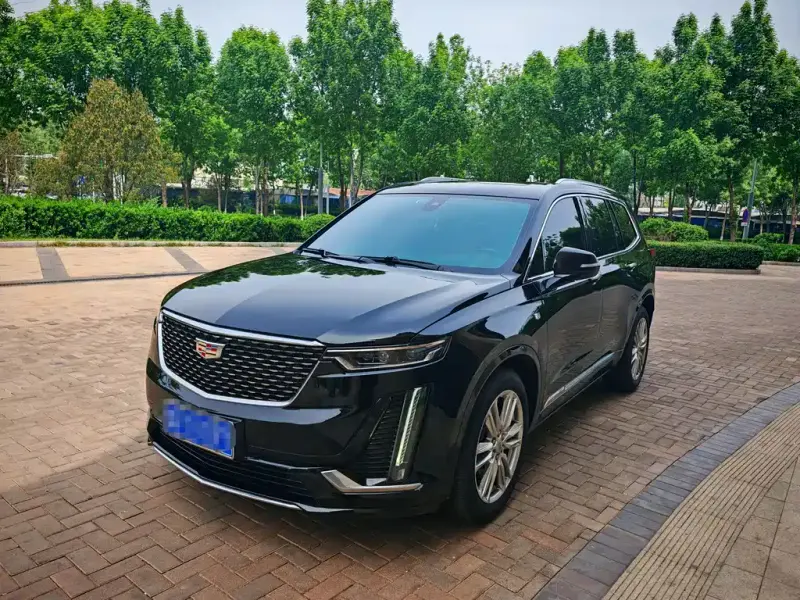 Cadillac XT6, 2022 — фото 1