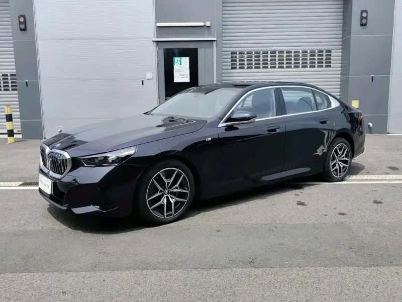BMW i5, 2025