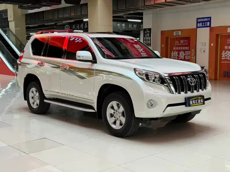 Toyota Prado, 2017 — фото 1