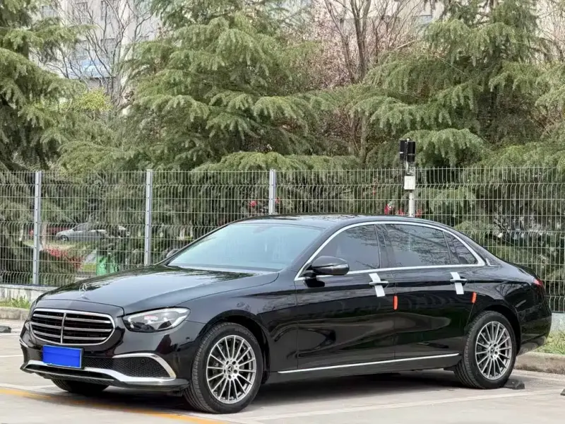 Mercedes-Benz E-Class, 2023 — фото 1