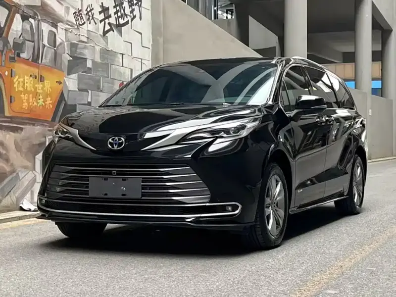 Toyota Sienna, 2025