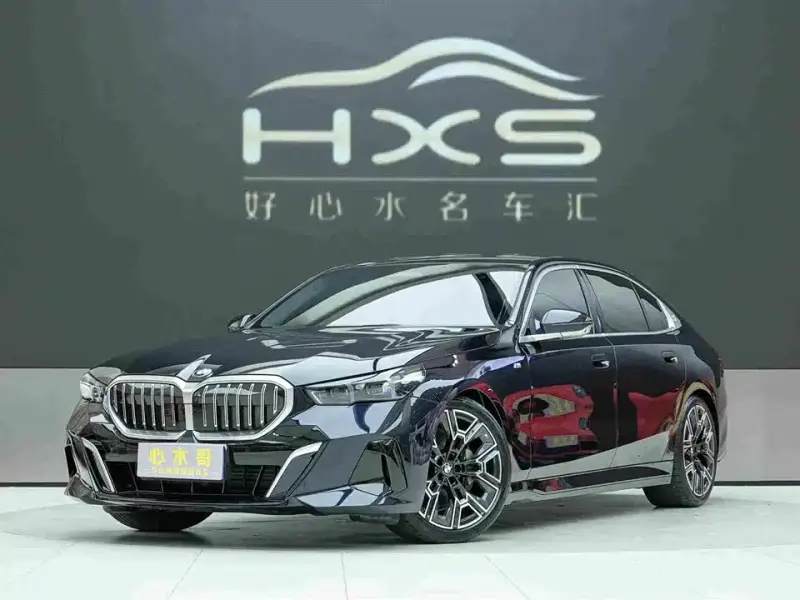 BMW 5 Series, 2025