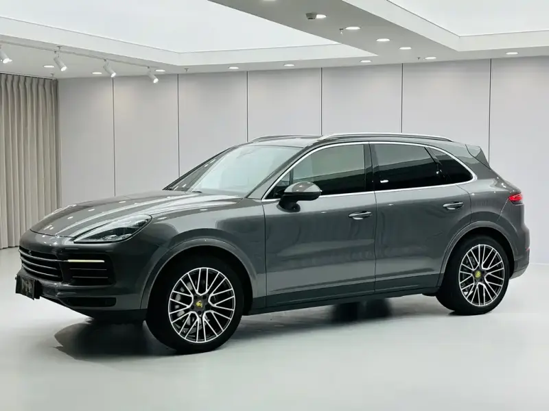 Porsche Cayenne, 2021