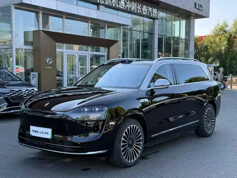 AITO M9, 2025