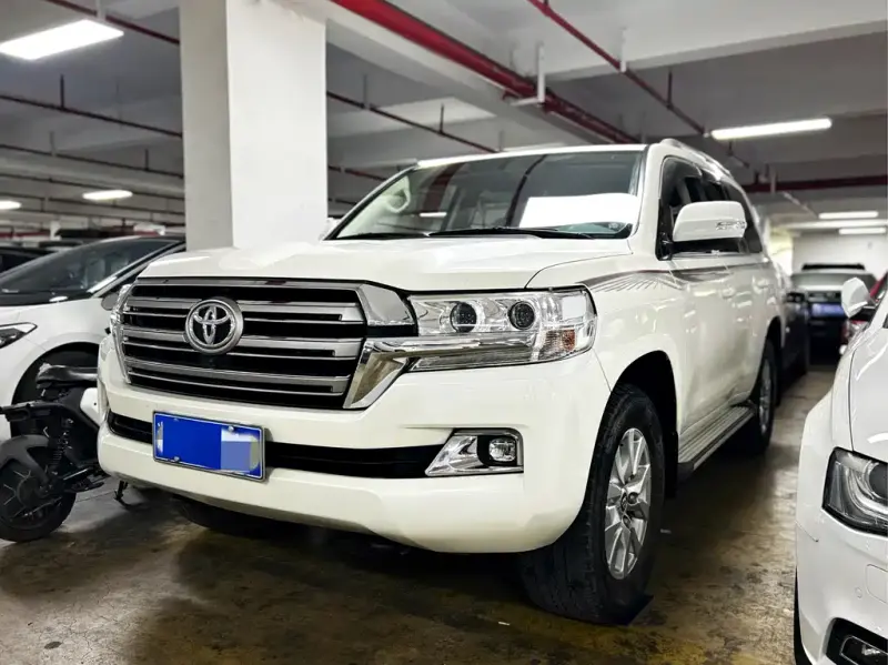 Toyota Land Cruiser, 2020 — фото 1