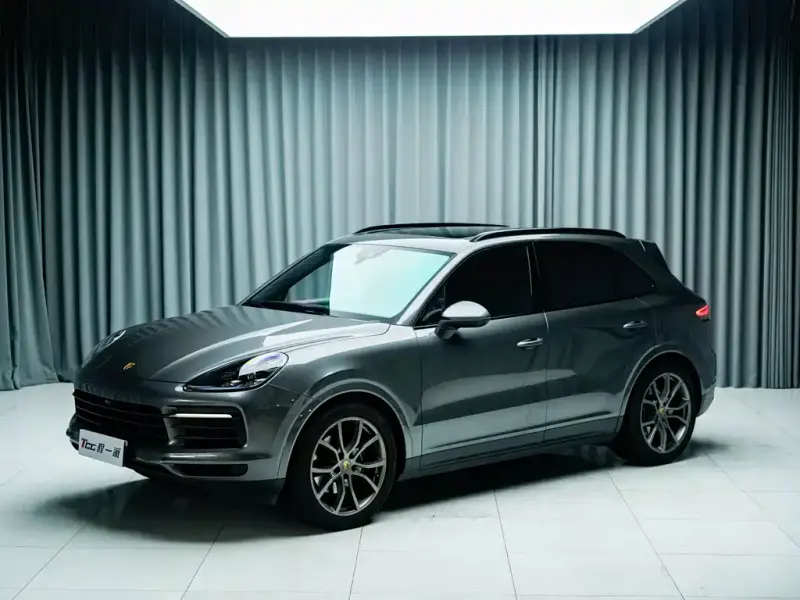 Porsche Cayenne, 2022