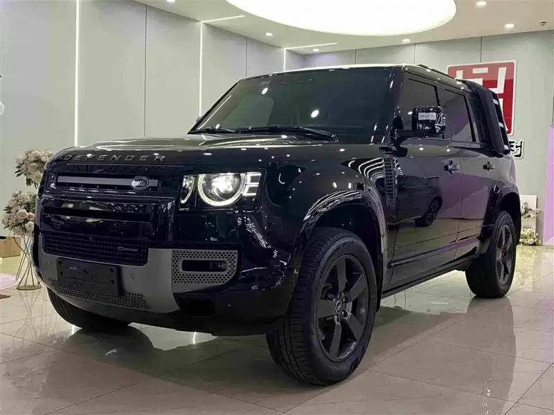 Land Rover Defender, 2022