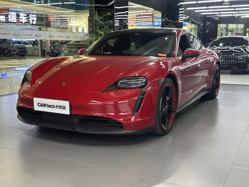 Porsche Taycan, 2024