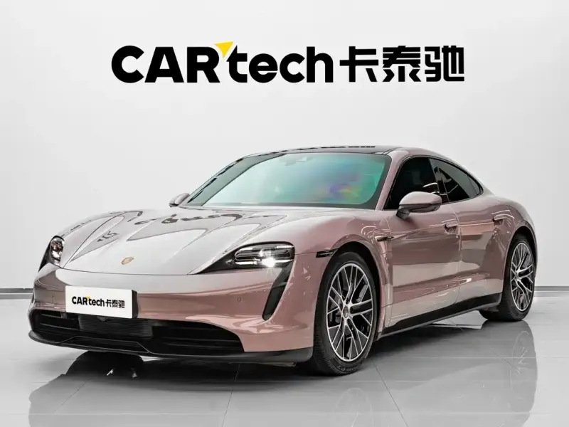 Porsche Taycan, 2024