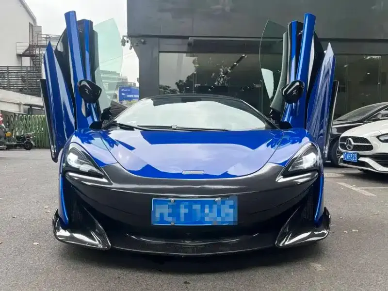 McLaren 570, 2018