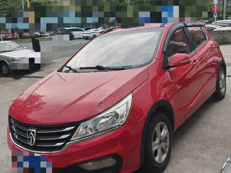Baojun 310, 2016