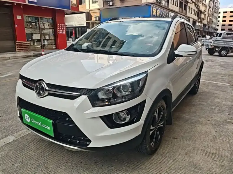 BAIC Senova X25, 2016 — фото 1