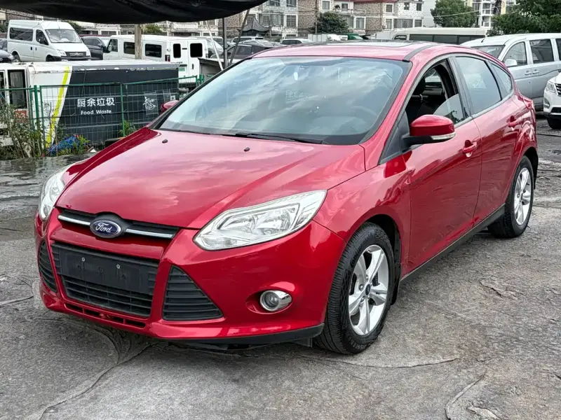 Ford Focus, 2014 — фото 1