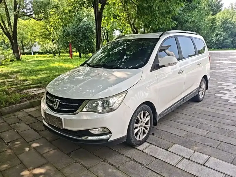 Baojun 730, 2017