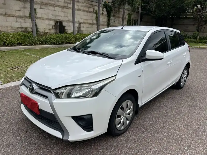 Toyota Yaris L, 2015