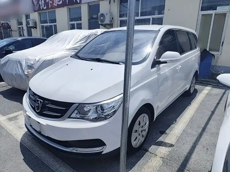 Baojun 730, 2017