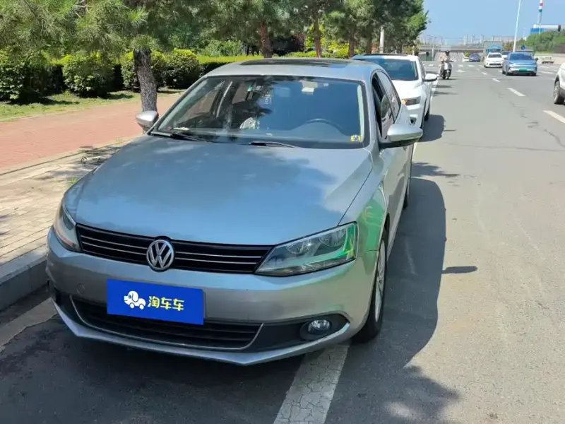 Volkswagen Sagitar, 2013