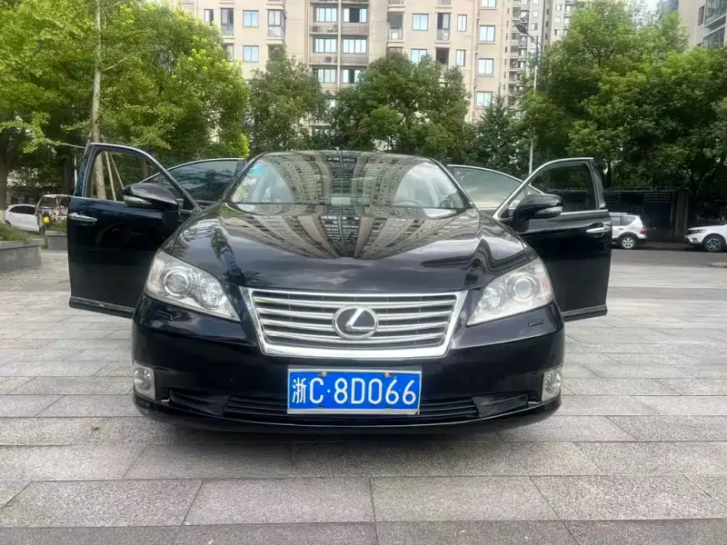 Lexus ES, 2009