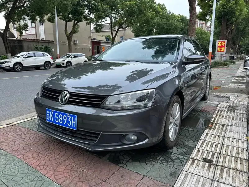 Volkswagen Sagitar, 2014